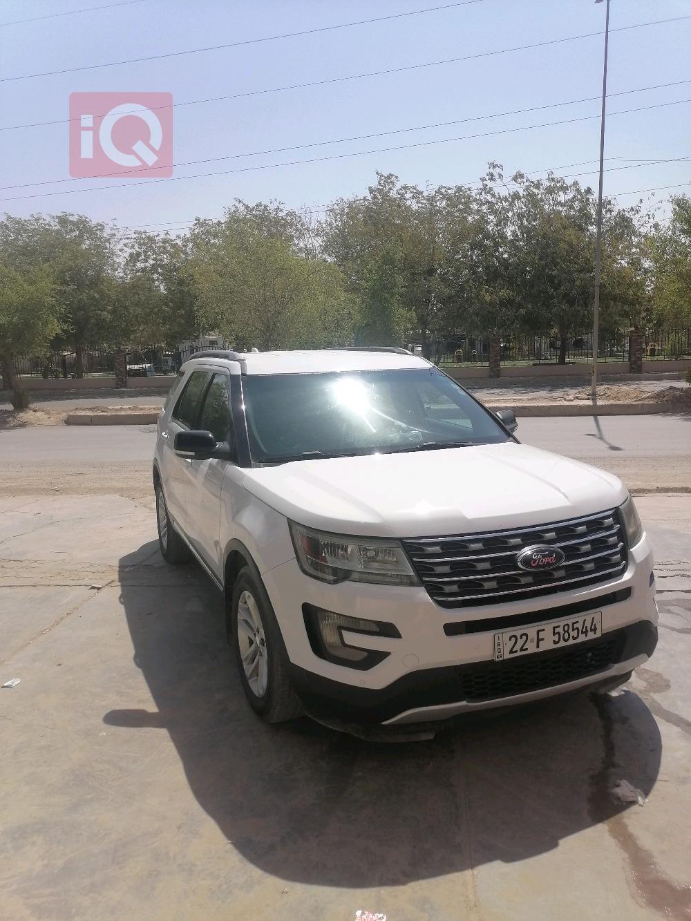 Ford Explorer